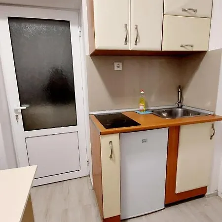 2- New In Center Апартамент *